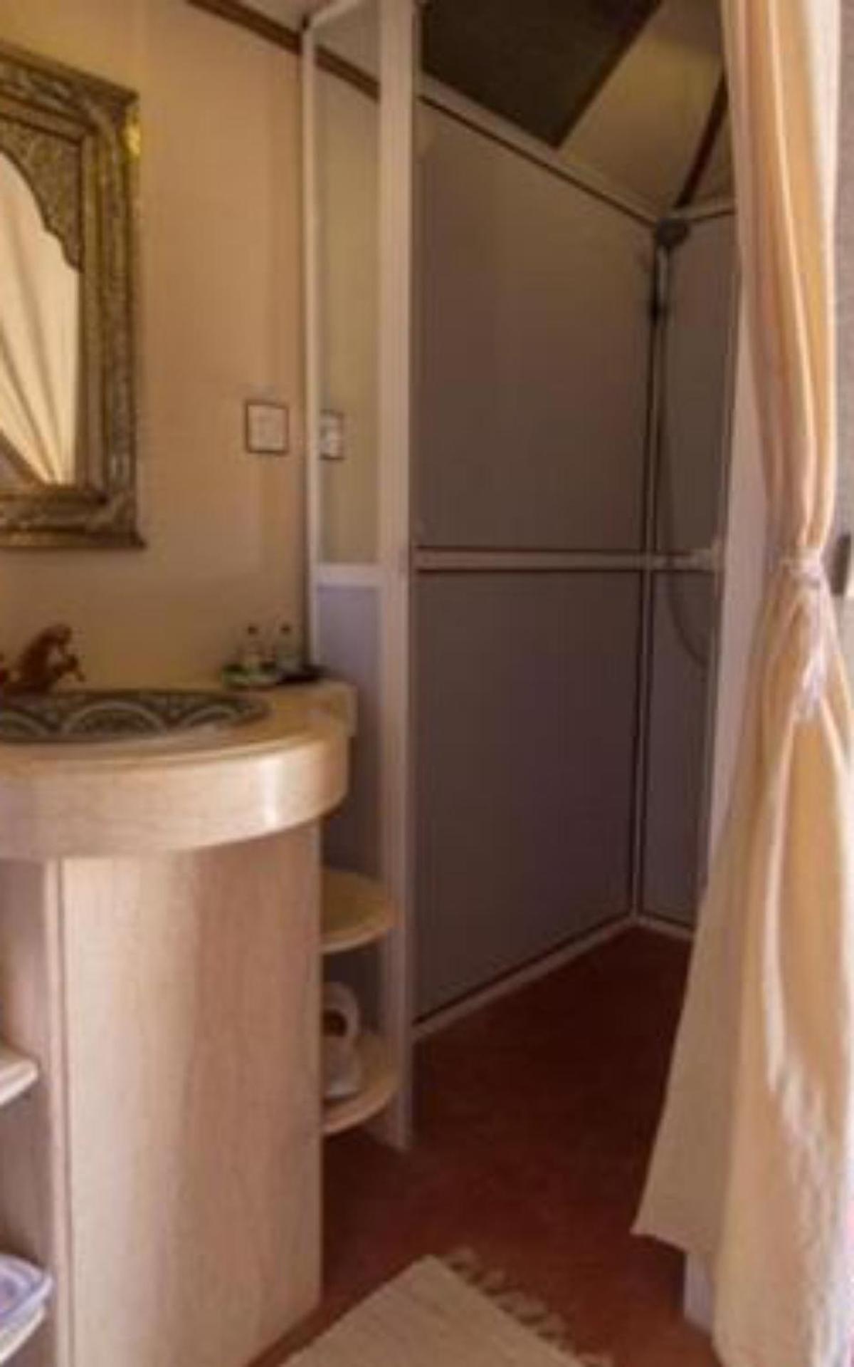 Hotel Sahara Tours Luxury Camp Merzouga Exterior foto