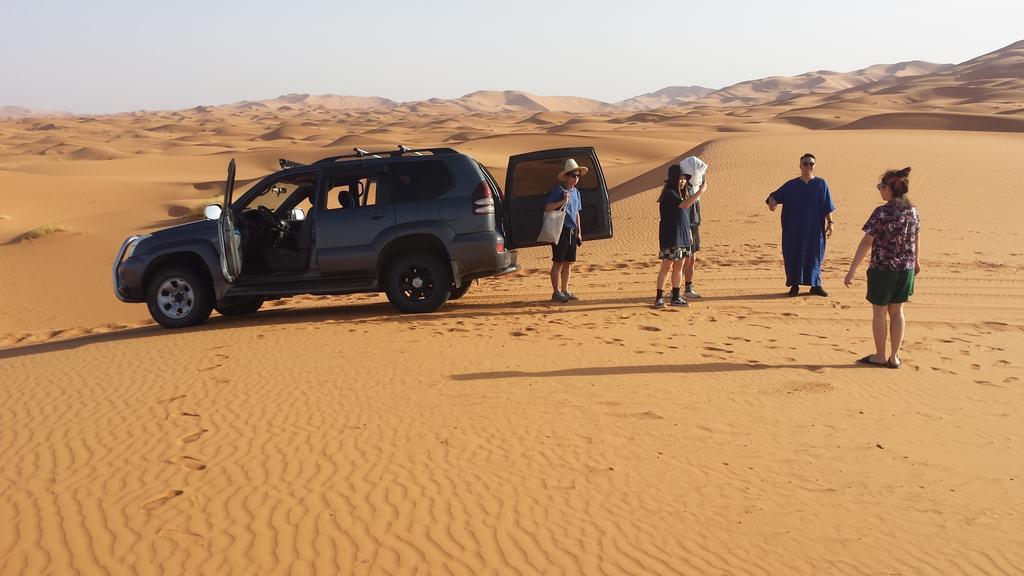 Hotel Sahara Tours Luxury Camp Merzouga Exterior foto