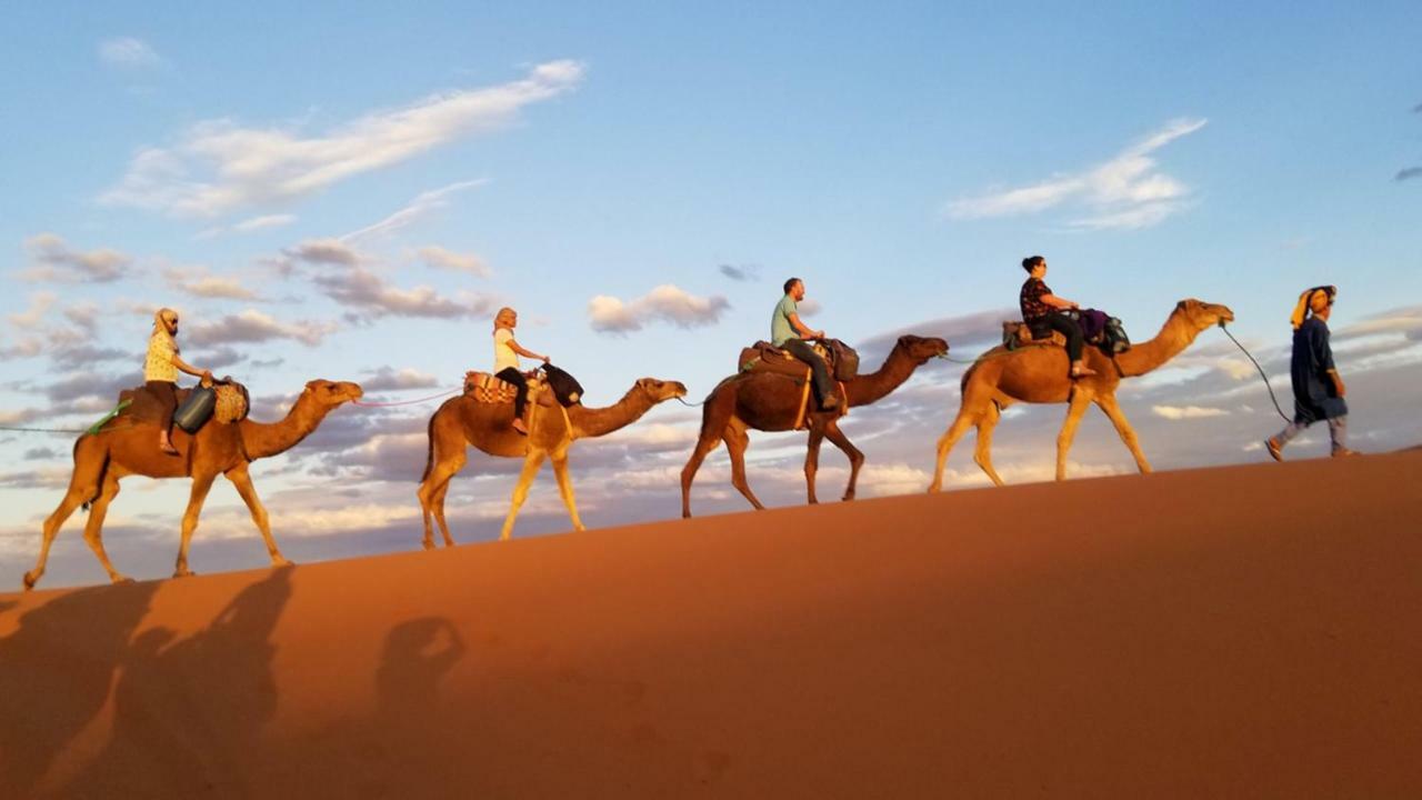 Hotel Sahara Tours Luxury Camp Merzouga Exterior foto